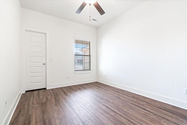 2400 N Kathryn Lane, Siloam Springs, AR 72761