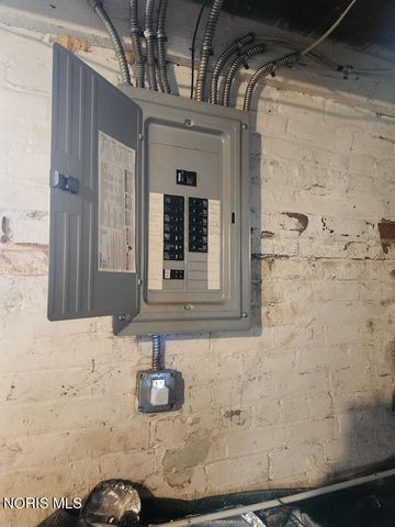 317 Eldred Avenue, Toledo, OH 43609