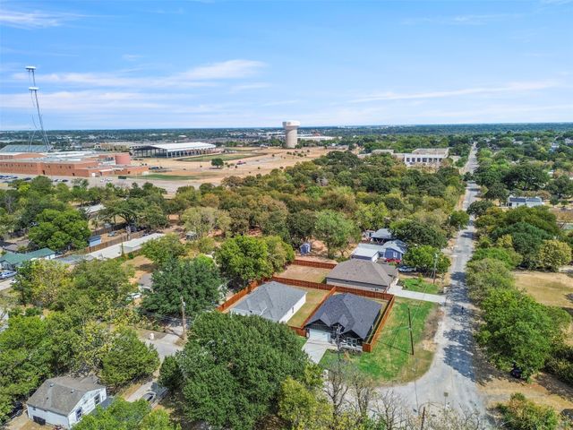 736 Old London Lane, Mesquite, TX 75149