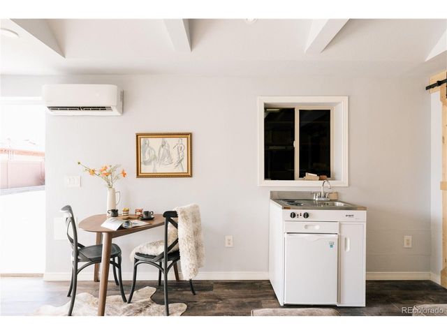 2826 Hudson St, Denver, CO 80207