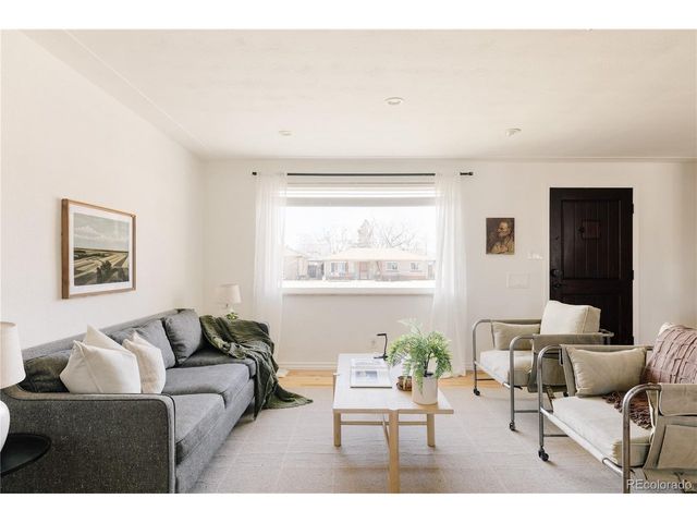 2826 Hudson St, Denver, CO 80207