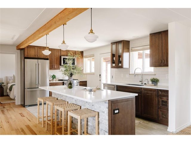 2826 Hudson St, Denver, CO 80207