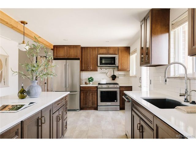 2826 Hudson St, Denver, CO 80207