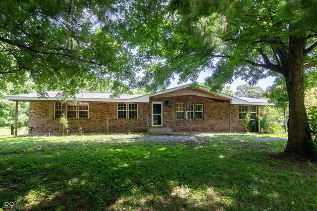 1227 Holmes Road, Lebanon, IN 46052