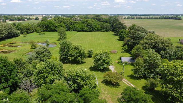 1227 Holmes Road, Lebanon, IN 46052