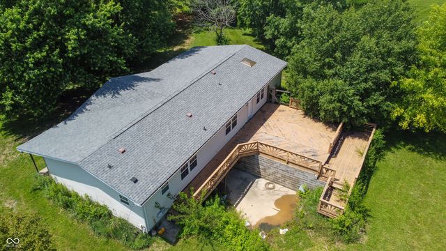 1227 Holmes Road, Lebanon, IN 46052