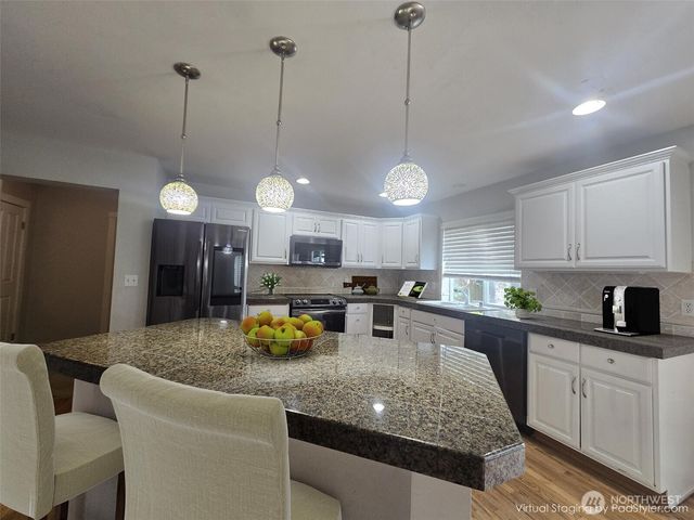 18425 118th Avenue Ct E, Puyallup, WA 98374