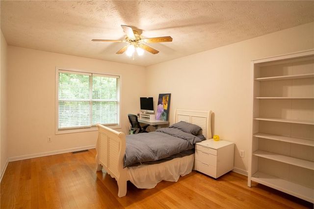 3604 Dunbar Lane, Suwanee, GA 30024