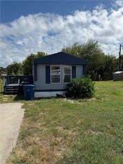 850 Stone #45 St, Corpus Christi, TX 78418
