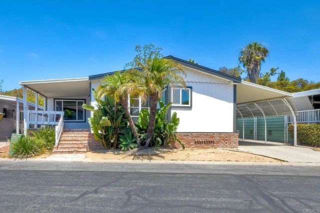 3466 Don Lorenzo Dr, Carlsbad, CA 92010