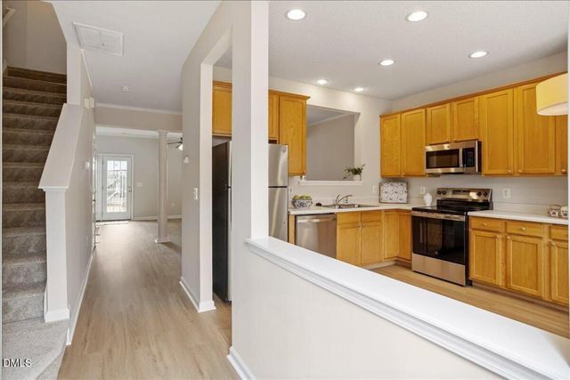 10962 Pendragon Place, Raleigh, NC 27614