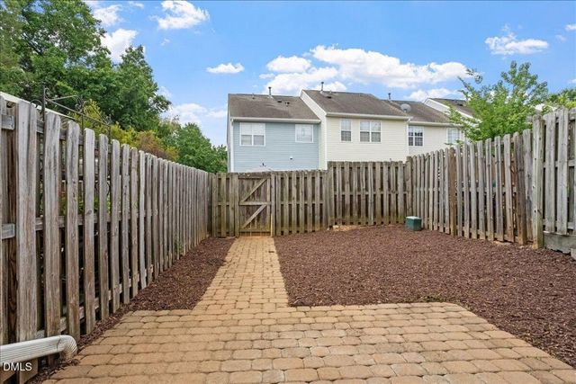 10962 Pendragon Place, Raleigh, NC 27614