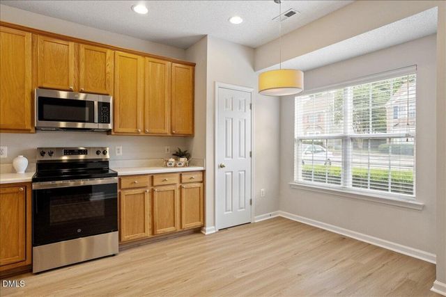 10962 Pendragon Place, Raleigh, NC 27614