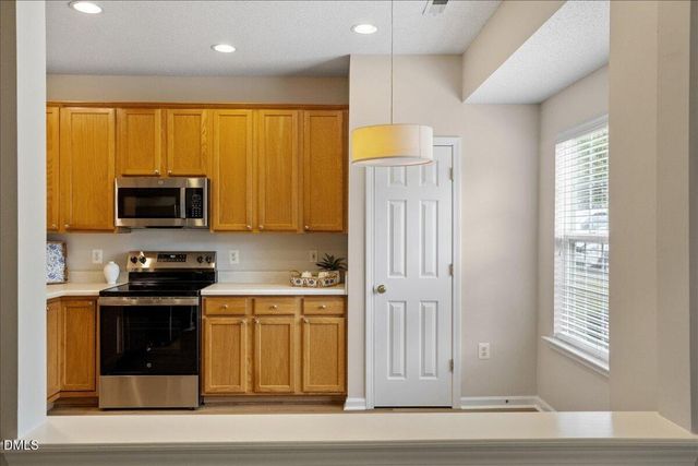 10962 Pendragon Place, Raleigh, NC 27614