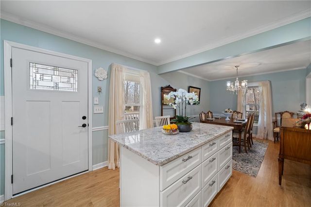 1337 Robin Hood Forest Drive, Pfafftown, NC 27040