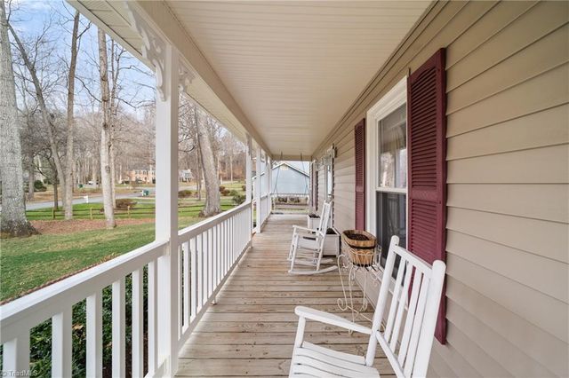 1337 Robin Hood Forest Drive, Pfafftown, NC 27040