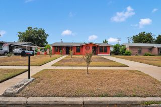 1718 McCauley, San Antonio, TX 78224