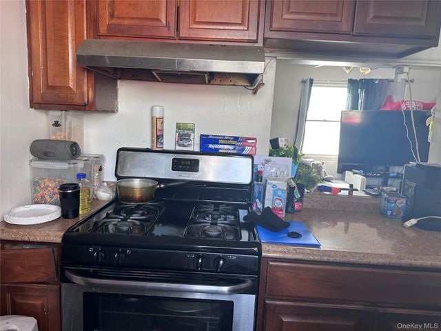 71 Macarthur Avenue, Brentwood, NY 11717