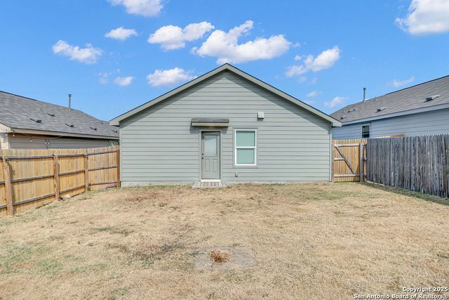 2826 Stigler, Converse, TX 78109