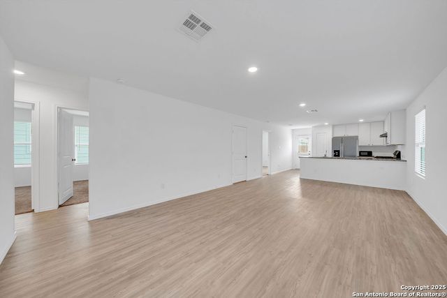 2826 Stigler, Converse, TX 78109