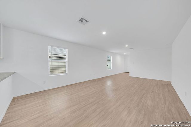 2826 Stigler, Converse, TX 78109