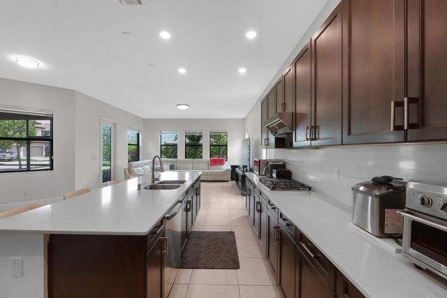 11795 Waterway Circle, Parkland, FL 33076