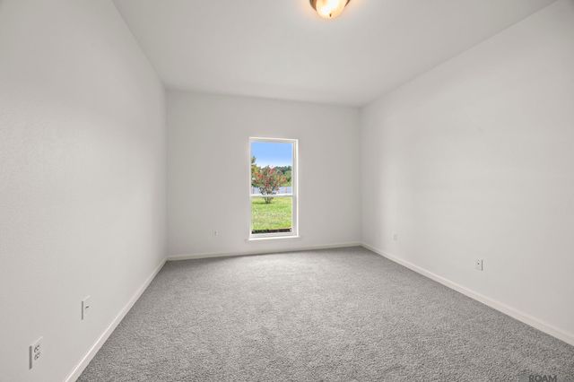 36001 Raleigh Dr, Denham Springs, LA 70706