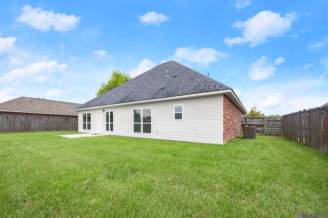 36001 Raleigh Dr, Denham Springs, LA 70706