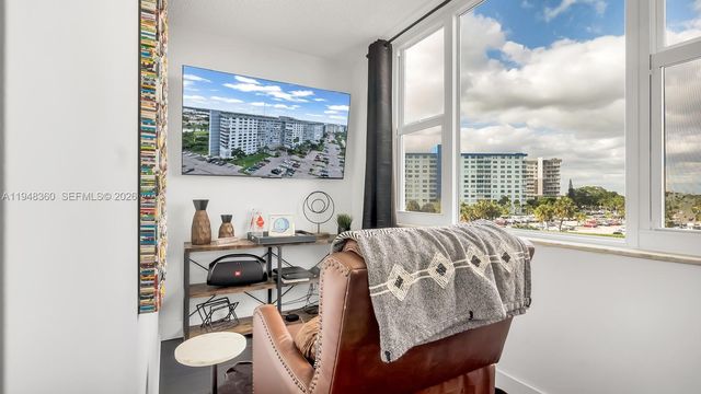 3800 Hillcrest Dr 401, Hollywood, FL 33021