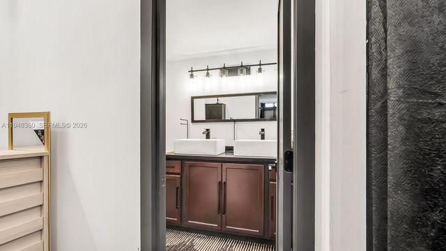 3800 Hillcrest Dr 401, Hollywood, FL 33021