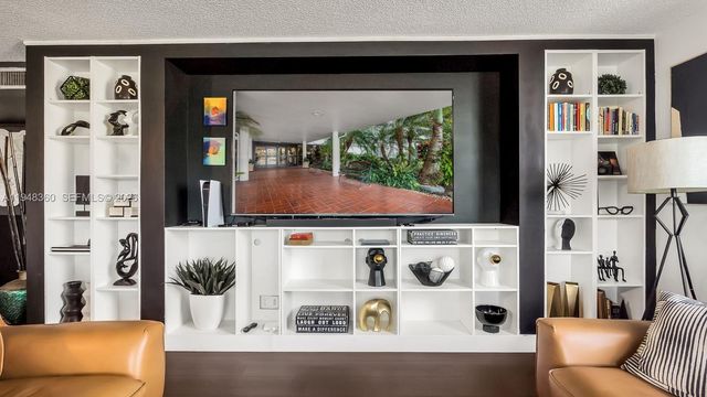 3800 Hillcrest Dr 401, Hollywood, FL 33021