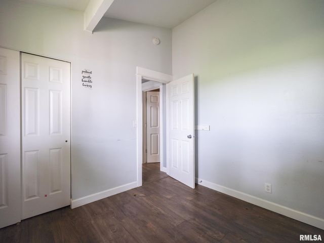 1201 EAGLE Avenue, Washington, IL 61571