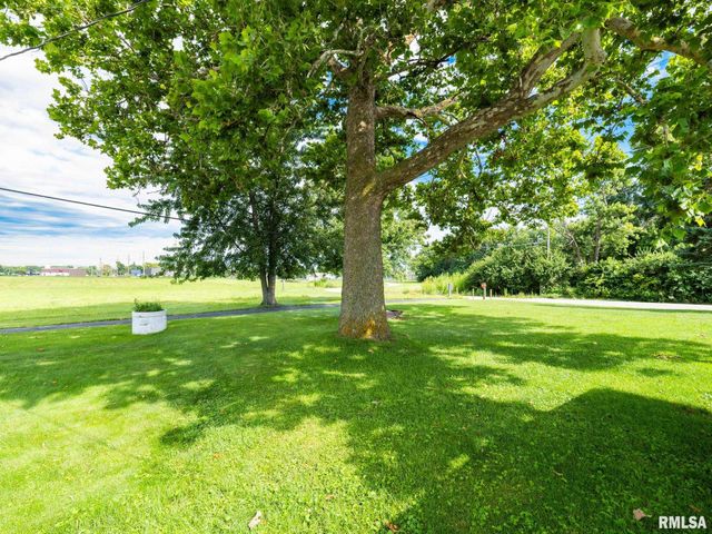 1201 EAGLE Avenue, Washington, IL 61571