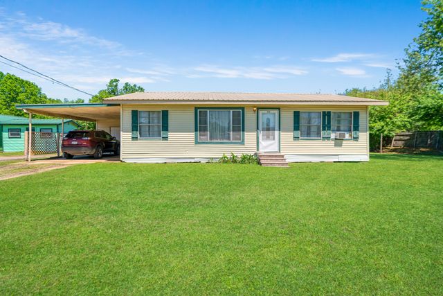 1530 W Front St Street 82, Blossom, TX 75416