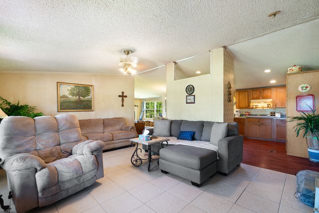 1530 W Front St Street 82, Blossom, TX 75416