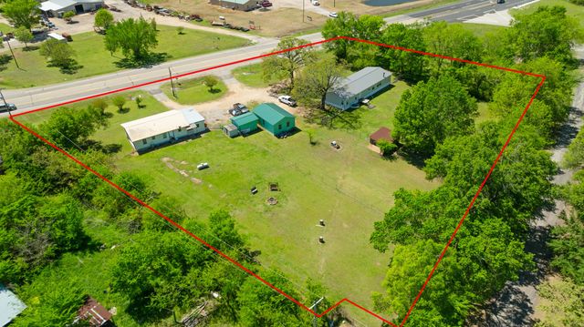 1530 W Front St Street 82, Blossom, TX 75416