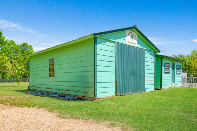 1530 W Front St Street 82, Blossom, TX 75416