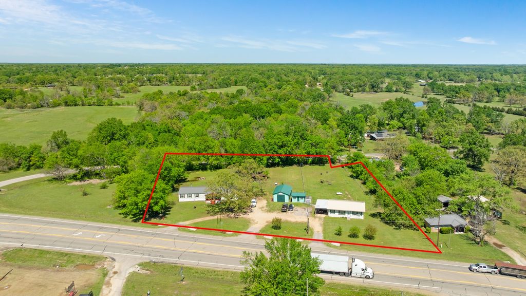 1530 W Front St Street 82, Blossom, TX 75416