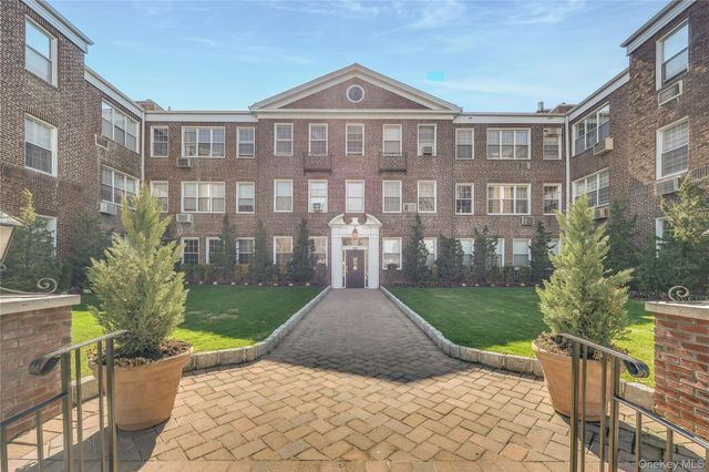 819 Broadway 1-G, Woodmere, NY 11598