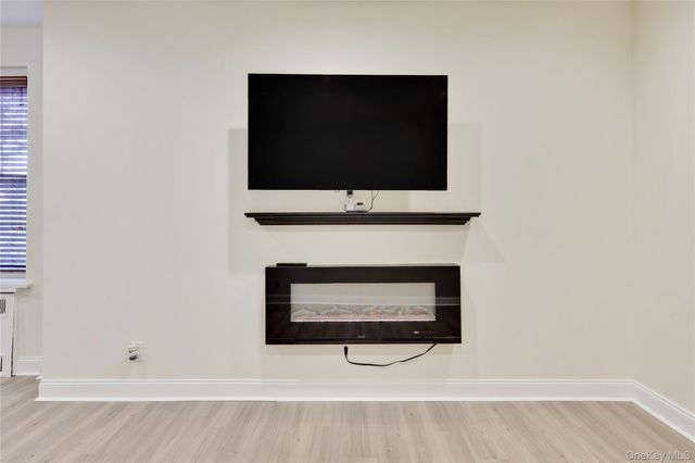 819 Broadway 1-G, Woodmere, NY 11598