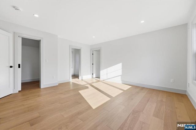 442 Ellis Place, Wyckoff, NJ 07481