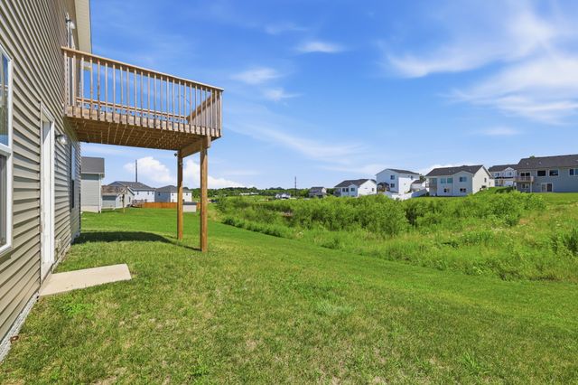 5613 Brook View Avenue, Des Moines, IA 50317