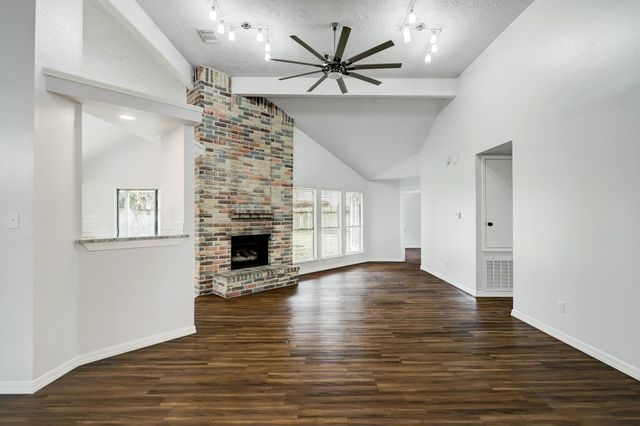 6010 Sean Court, Humble, TX 77346