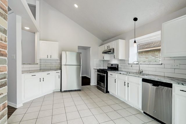 6010 Sean Court, Humble, TX 77346