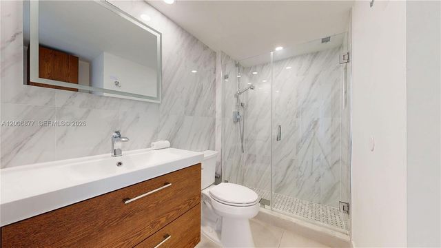 3140 S Ocean Dr 1205, Hallandale Beach, FL 33009