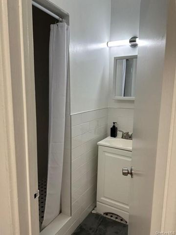 1133 Midland Avenue 1K, Yonkers, NY 10708