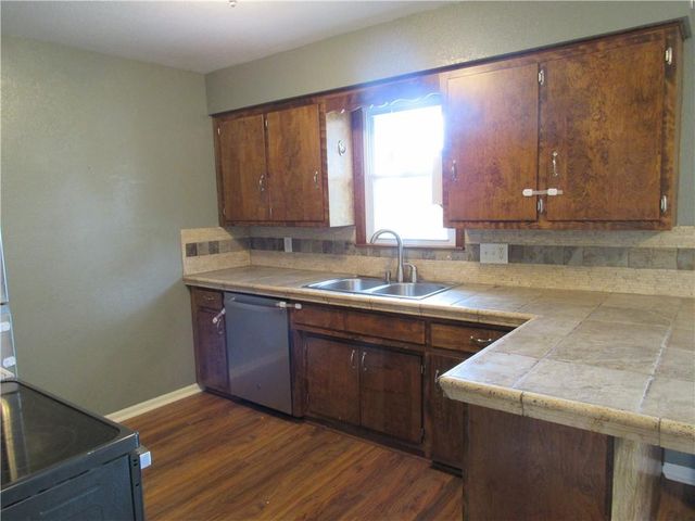 30309 E 283RD Street, Garden City, MO 64747