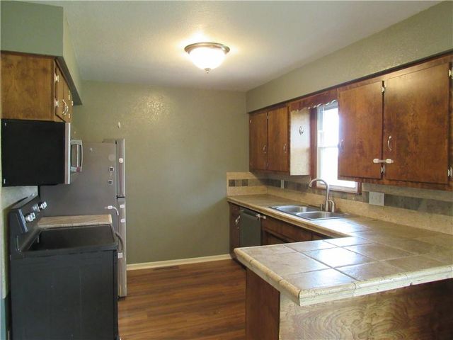 30309 E 283RD Street, Garden City, MO 64747