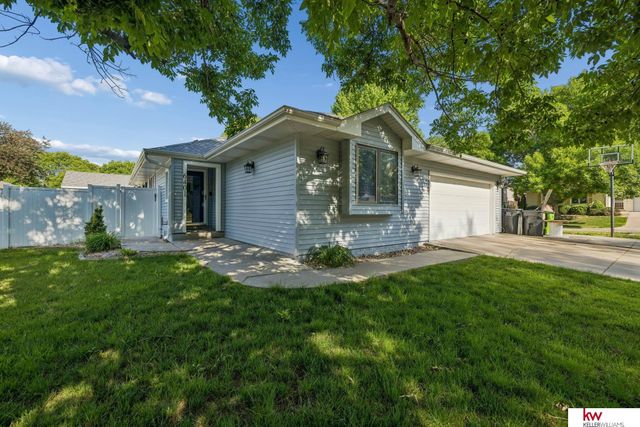 6401 Densmore Road, Lincoln, NE 68512