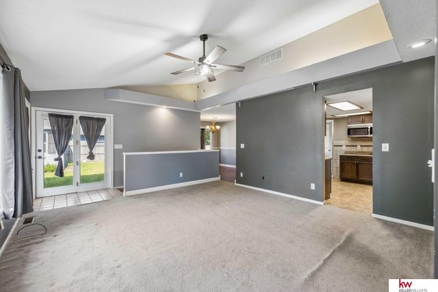 6401 Densmore Road, Lincoln, NE 68512